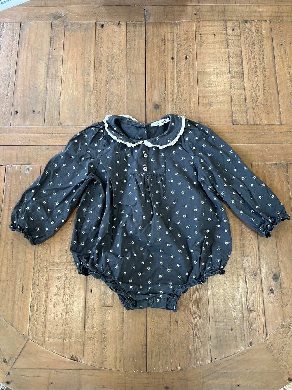 Louisiella gray floral Peter Pan collar ruffled bubble romper 3T